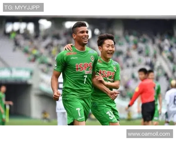 冈山绿雉迎战福冈球队全力争胜展现实力与激情