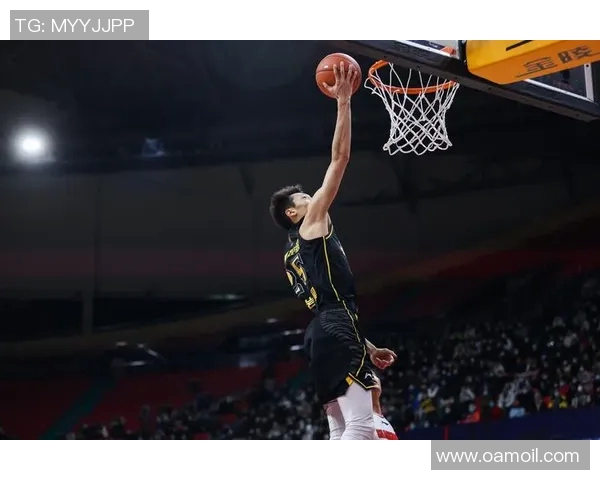 赵岩昊在篮球赛场上的成长历程与未来发展展望分析